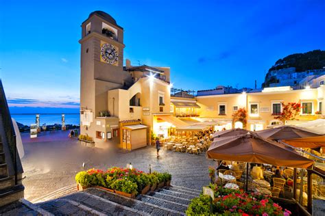 vita notturna capri|CAPRI DAL TRAMONTO ALLA NOTTE